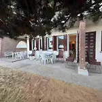 App4rent Zanetti Family Apartments, Sea View, Private Beach, Parking, Wifi شقة ليدو دي يسولو