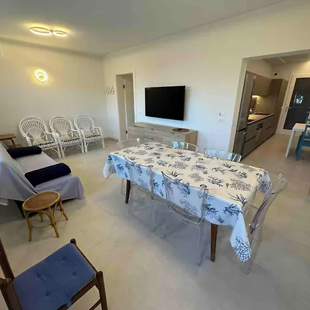 App4rent Zanetti Family Apartments, Sea View, Private Beach, Parking, Wifi Apartment Lido di Jesolo