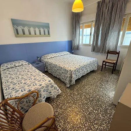 شقة App4rent Zanetti Family Apartments, Sea View, Private Beach, Parking, Wifi ليدو دي يسولو