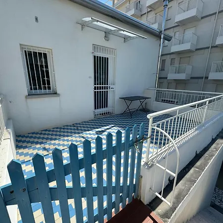 App4rent Zanetti Family Apartments, Sea View, Private Beach, Parking, Wifi *