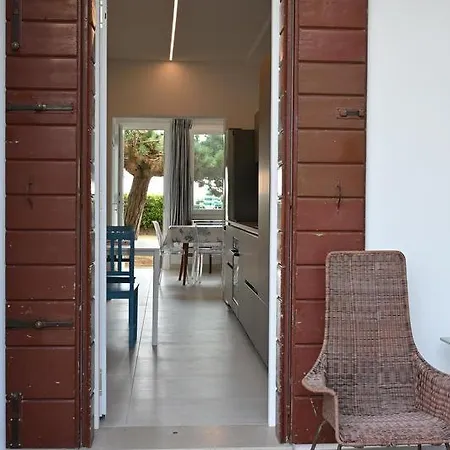 App4rent Zanetti Family Apartments, Sea View, Private Beach, Parking, Wifi Apartment Lido di Jesolo